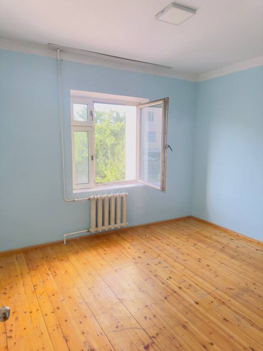 Ibn sino beltepada 3xonalik 2etaj bankoviskiy gʻishtlik uy sotiladi