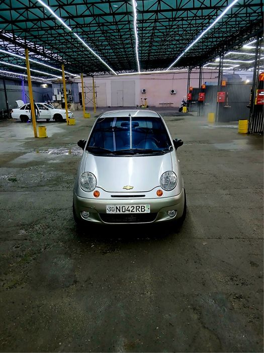 Matiz euro yile 2018 sotilade naxtga va avto kriditga chiqade qolgan