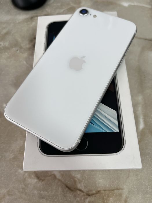Iphone SE ( 128 gb)