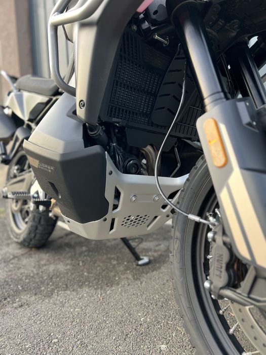 CF MOTO 800 MT X 2025