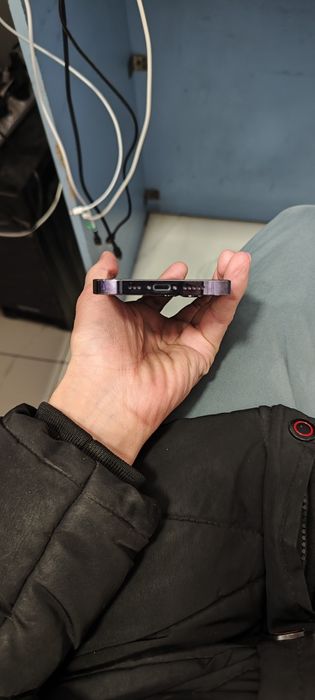 Iphone 14 pro.  Ochilmagan