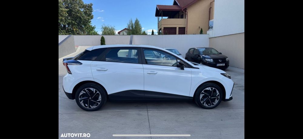 Inchiriere MG4 2025 electric doar PFA/SRL