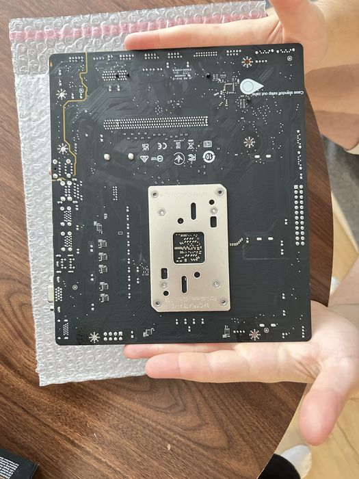 Дънна платка MSI PRO A620M-E (Socket AM5, DDR5) - В гаранция