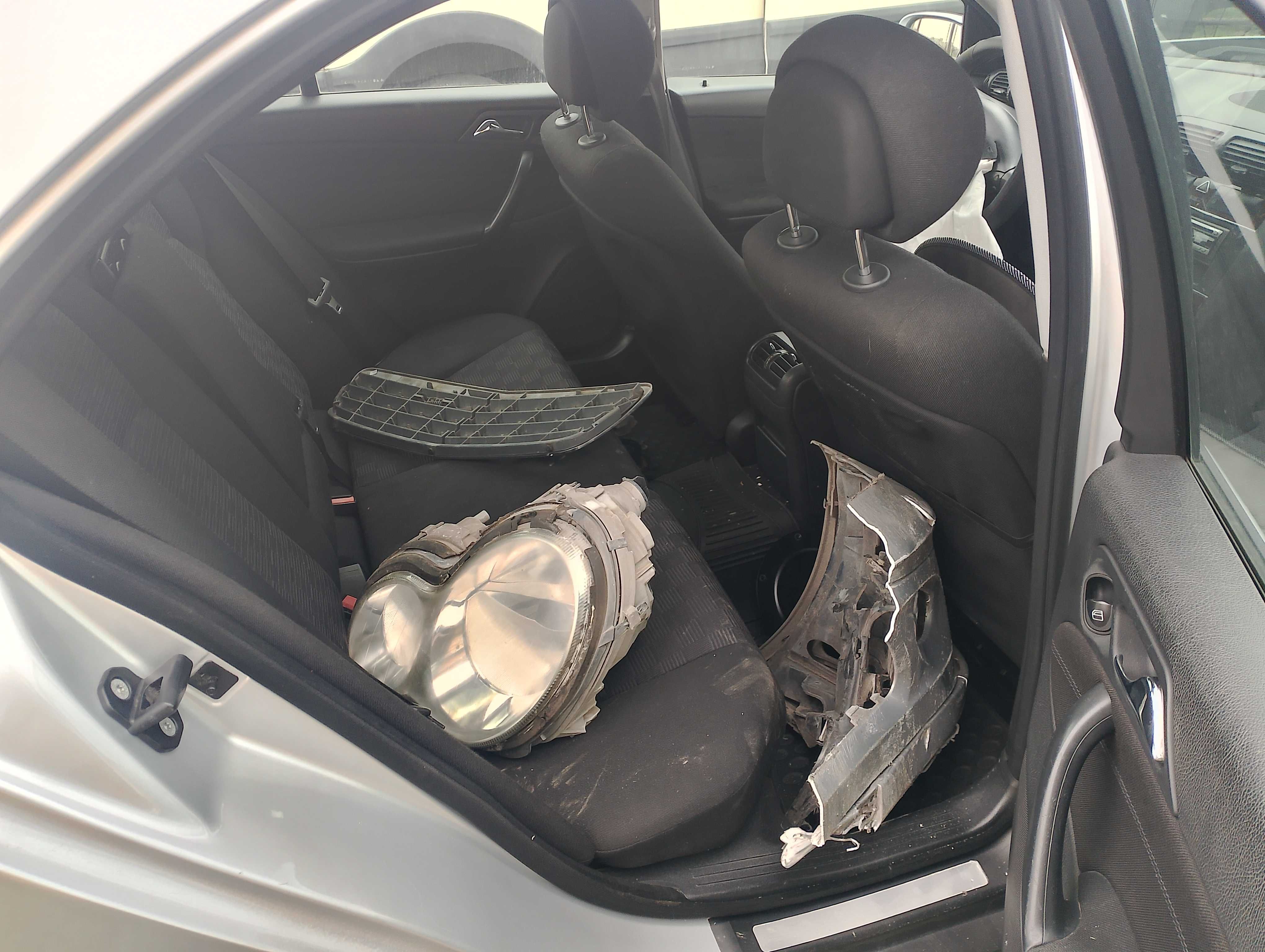 Mercedes C220/ W203 2002г фейслифта на ЧАСТИ!