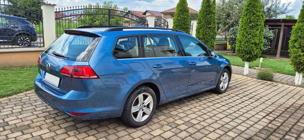Volkswagen Golf 1.6 TDI DSG Highline