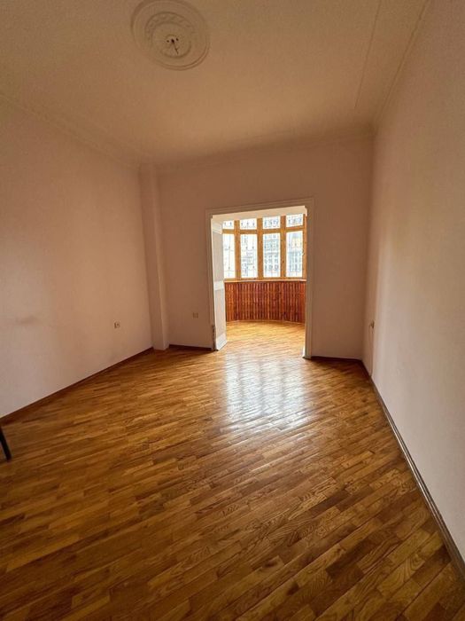 Продается квартира 4/4/4