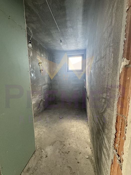 Продава се Тристаен апартамент в София, Полигона - 126 кв.м за 2616 €/кв.м - Снимка #4