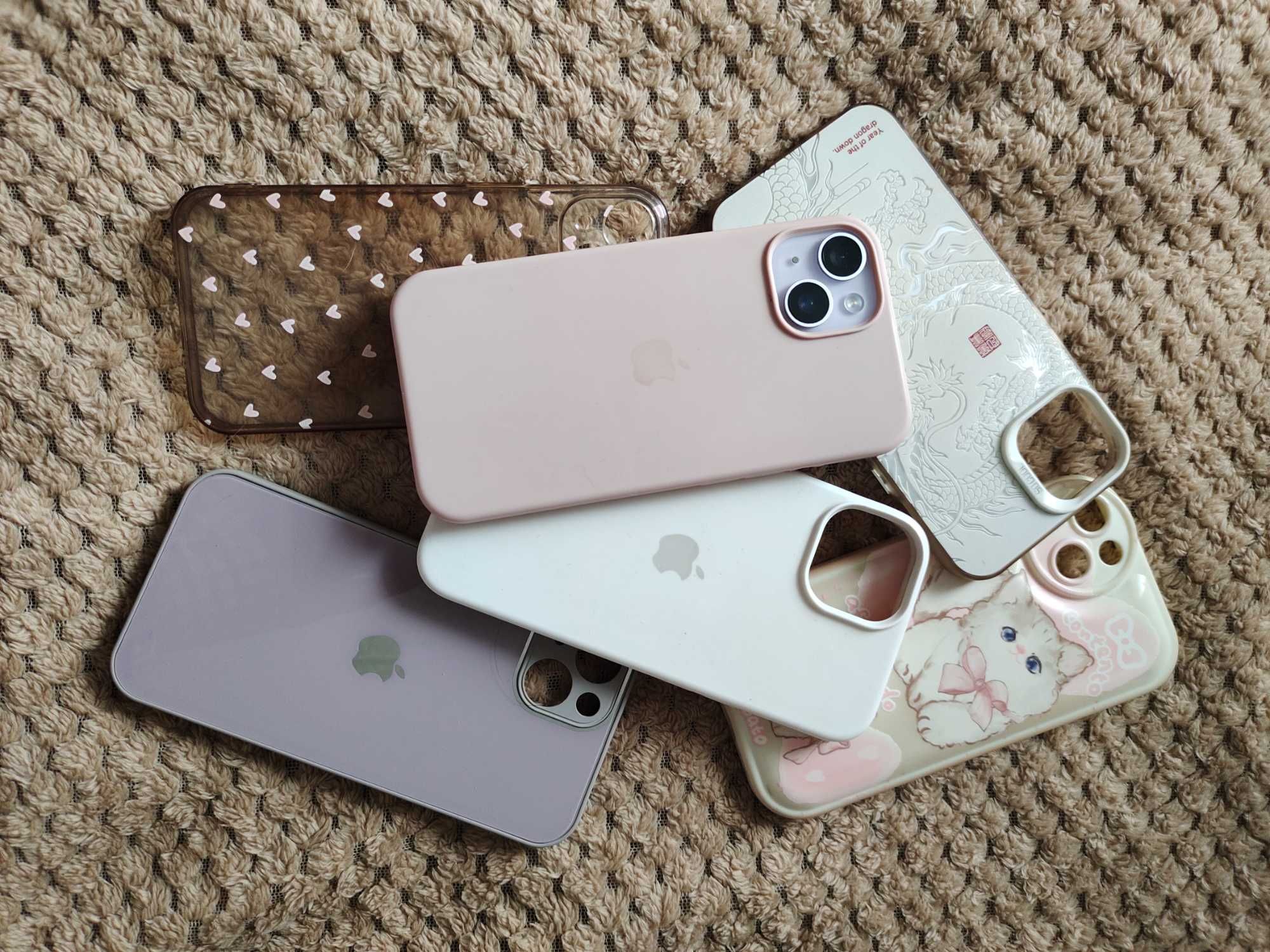 Продам iPhone 14 в идеальном состоянии.