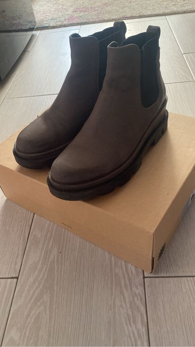 Ghete piele nubuc gri!