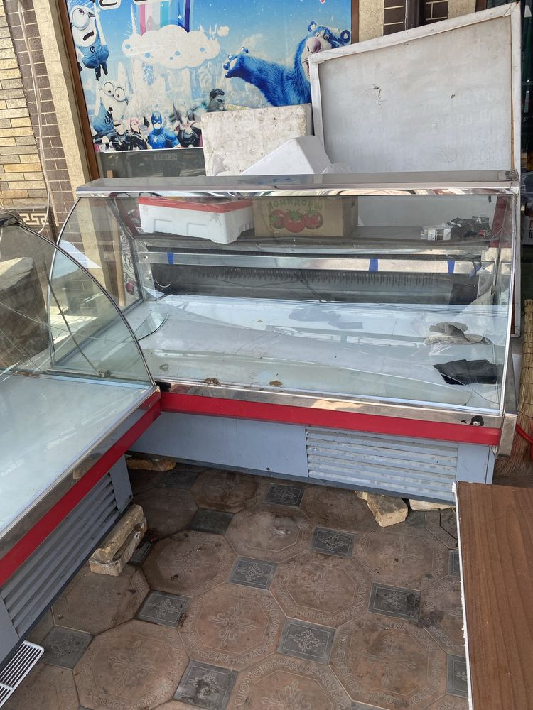 Vitrina xaladinik