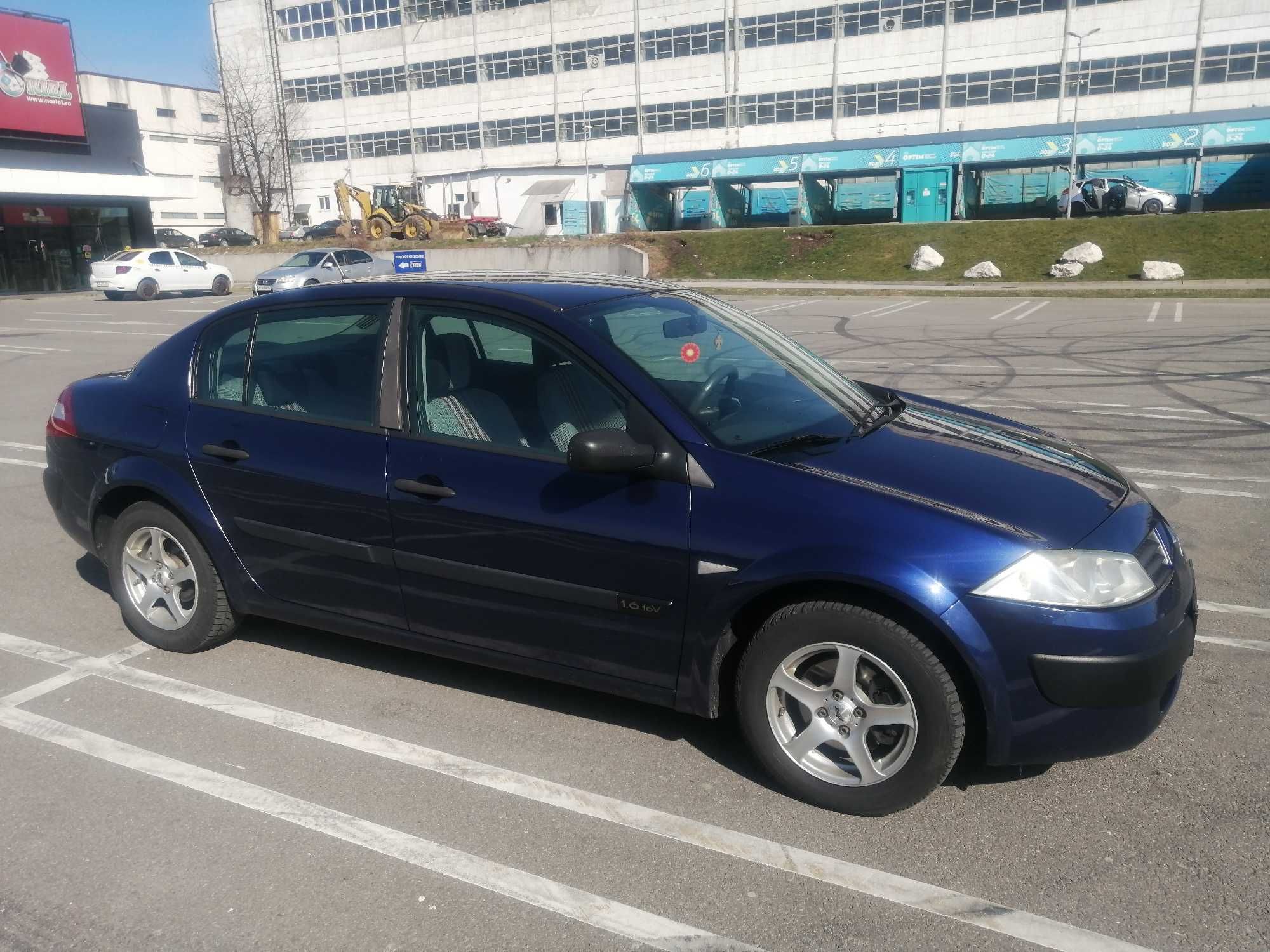 autoturism renault II 1,6 16V, din 2004, benzină