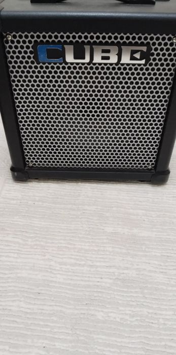 Продам комбоуселитель для электрогитары на 20 вт