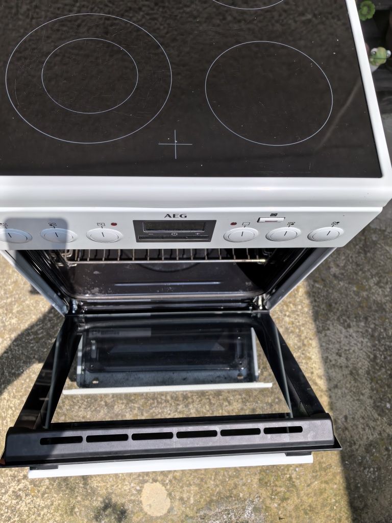 Готварска печка AEG CCB56400BW