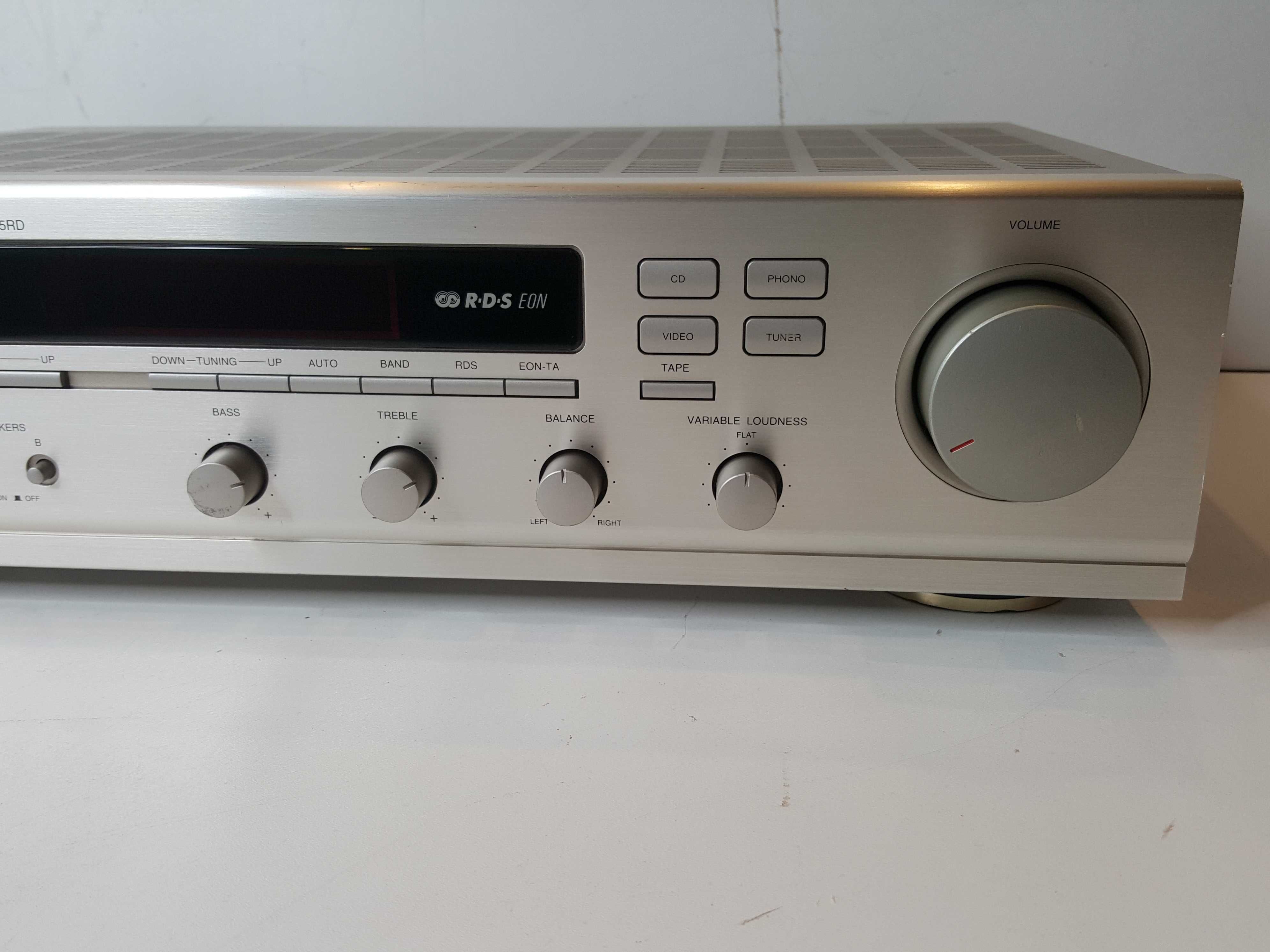 Vand amplificator Denon DRA-385RD