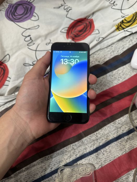 Iphone8 64гб 76юмкость