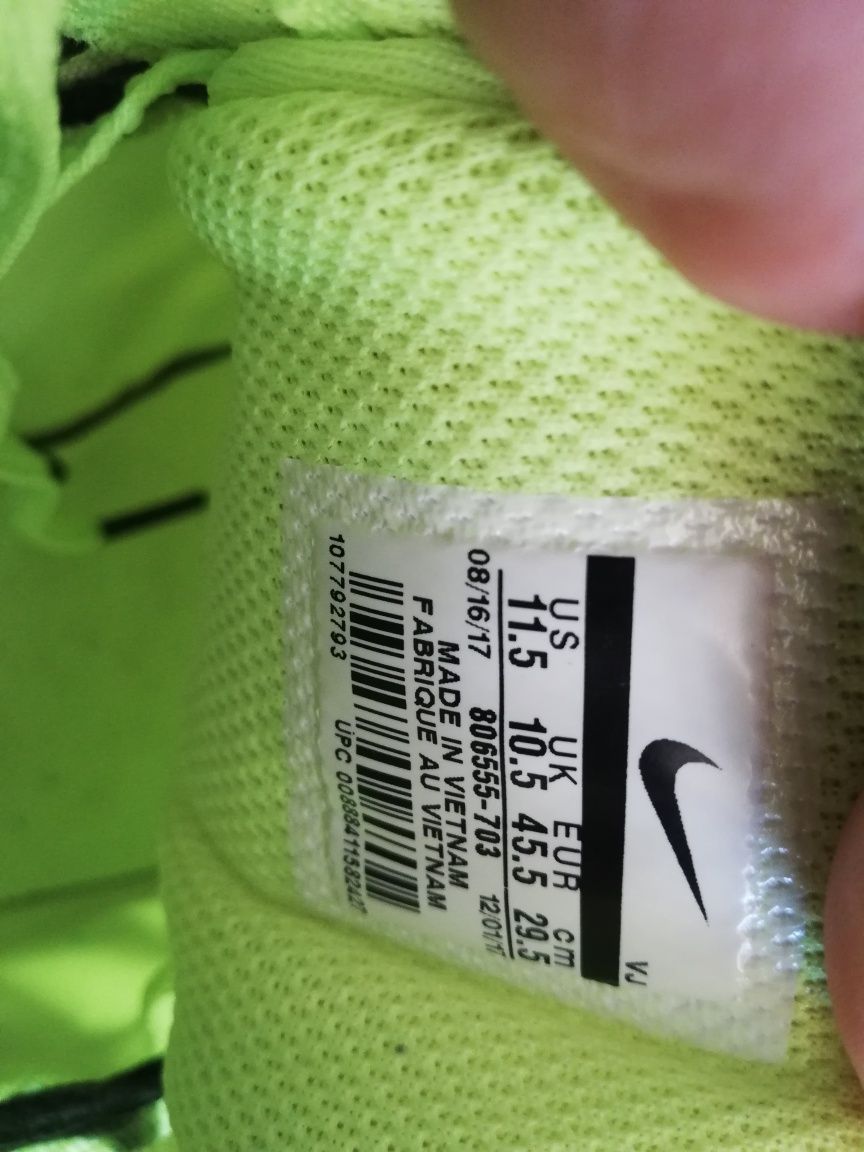 NIKE Найк шпайкове  45 1/2 чисто нови