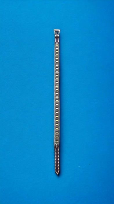 Cureaua NANNI de metal