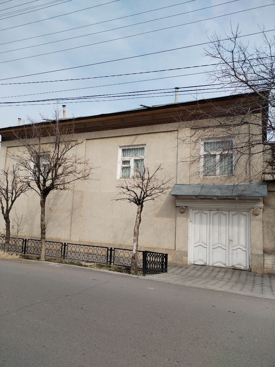 2 etajli uchastka seh sotiladi