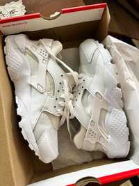 adidasi Nike Huarache