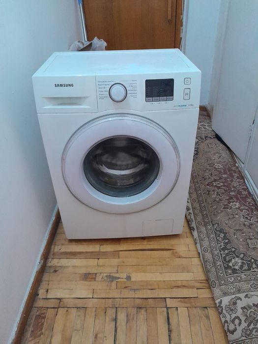 Продам стиральную машину Samsung
