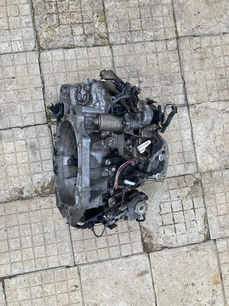 Автоматична скоростна кутия за тойота/Toyota 1.4D4D 90кс 09-12г