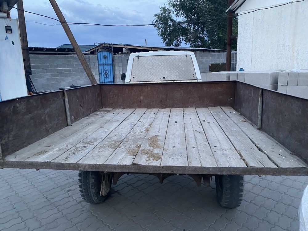 Продается большой прицеп. До 2 тонн поднимает