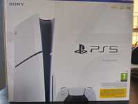Комплект PS5 Slim 1TB, джойстик, оригинален Charging Station и игри.