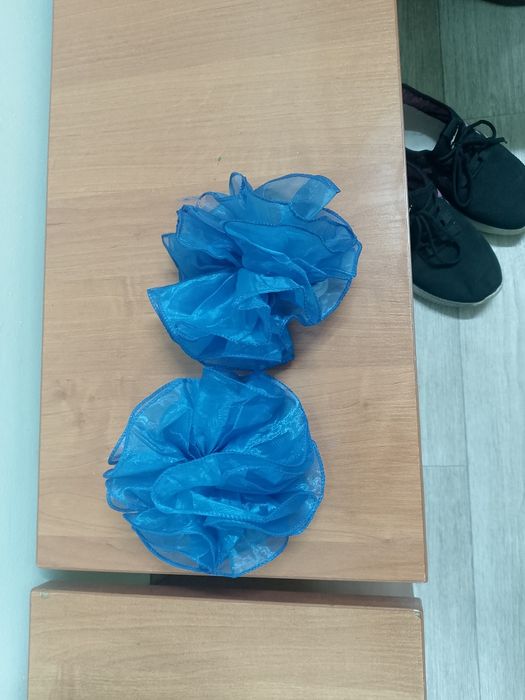 Продам бантик разные цвета