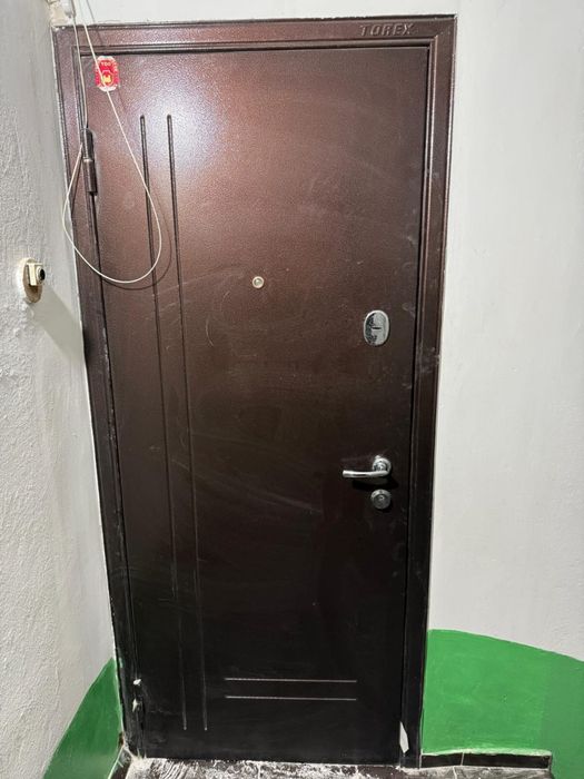 Продается дверь