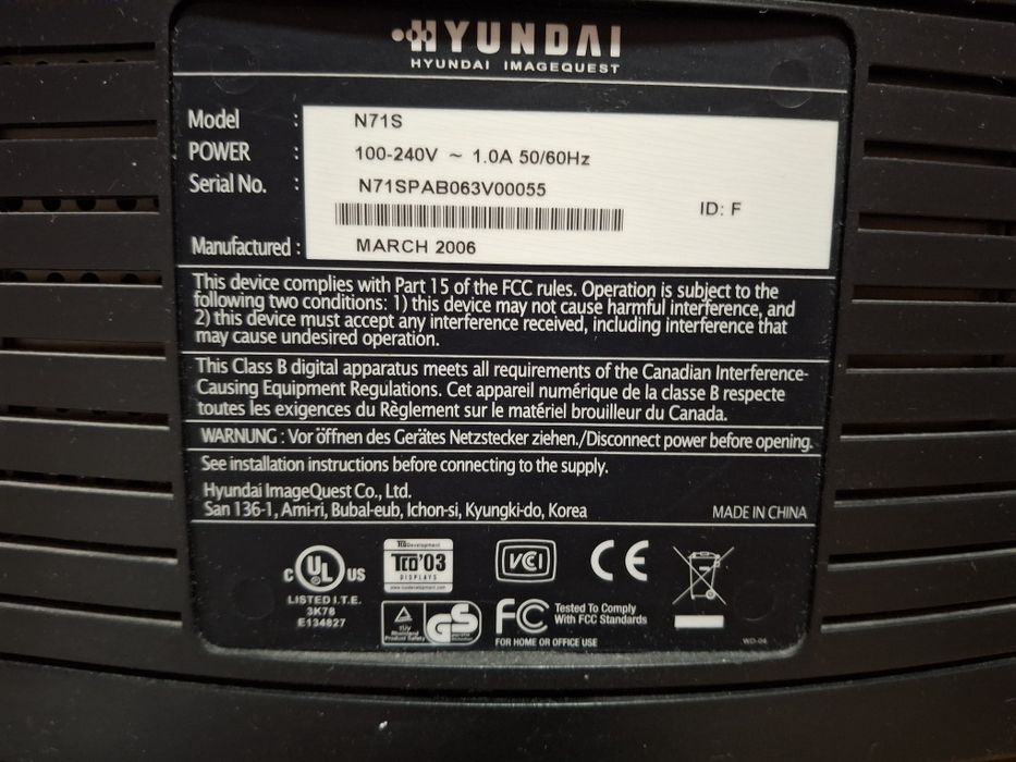 Монитор Hyudai N71S