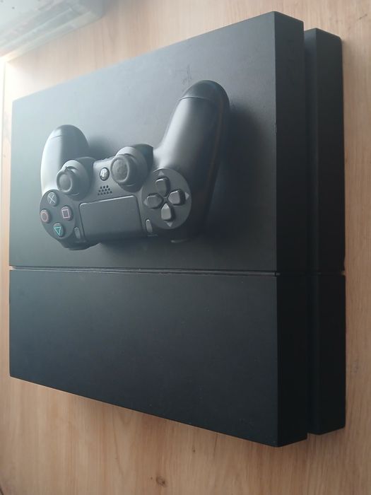 PlayStation 4 (PS4) Modat 10.00 - Joc LUA - 1TB HDD + Controller USB-C
