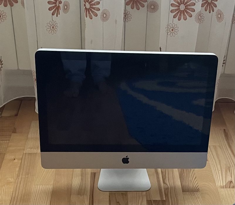 Calculator/Sistem Apple iMac 21.5", 8Gb, 500Gb