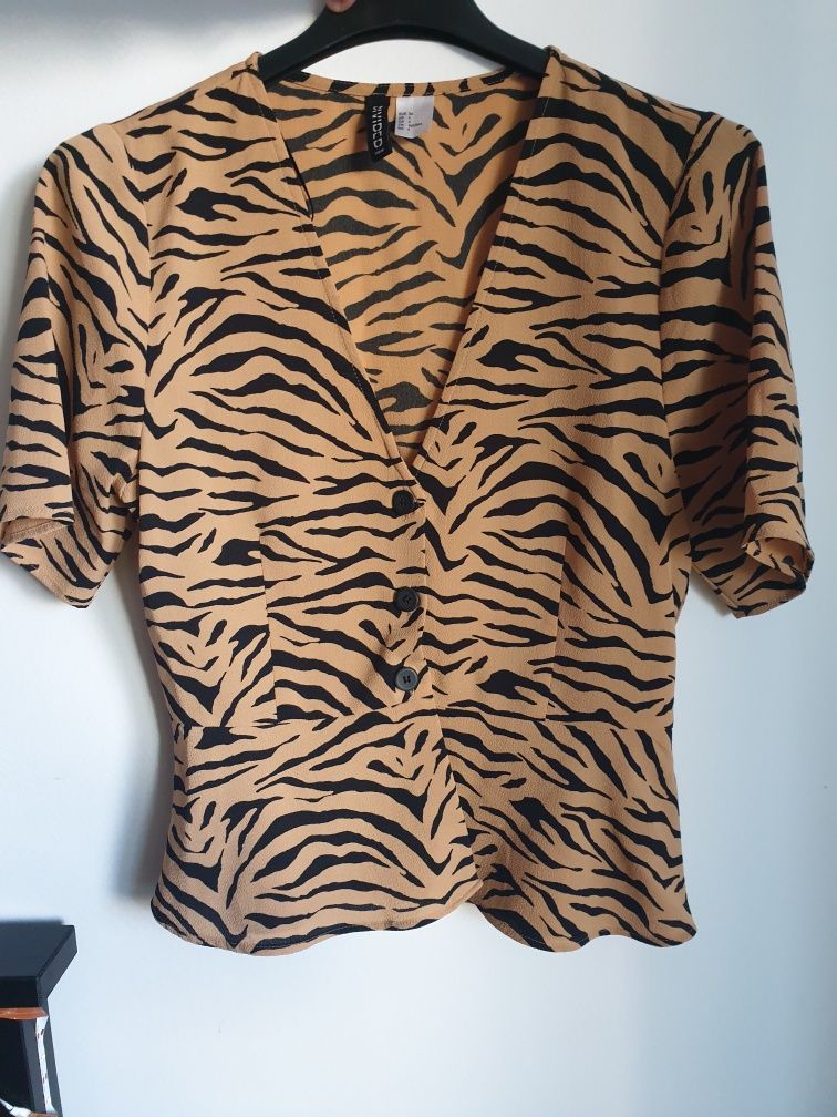 Bluza animal print H&M cu mâneca scurtă