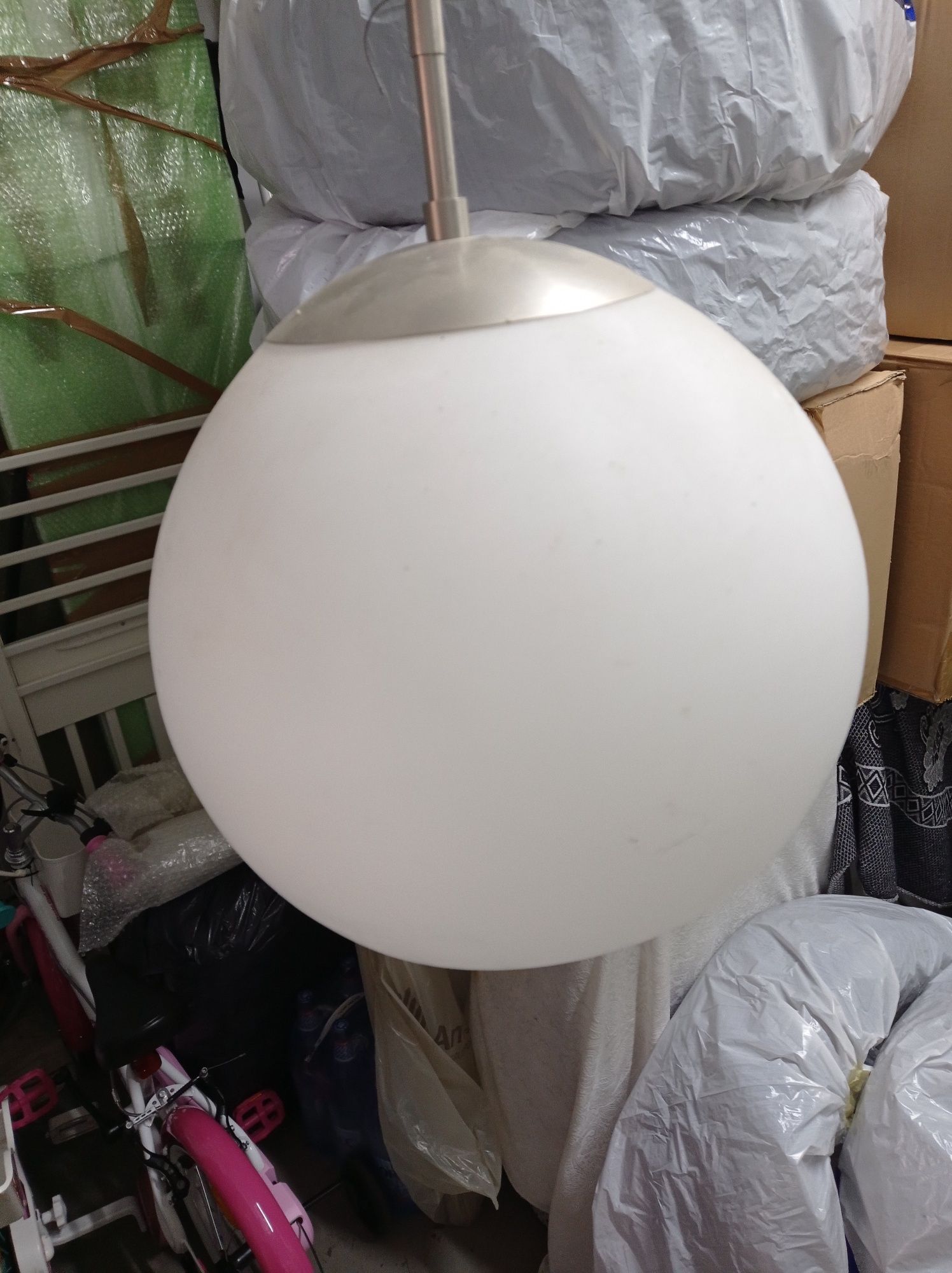 Lustra Glob Alb Lampa