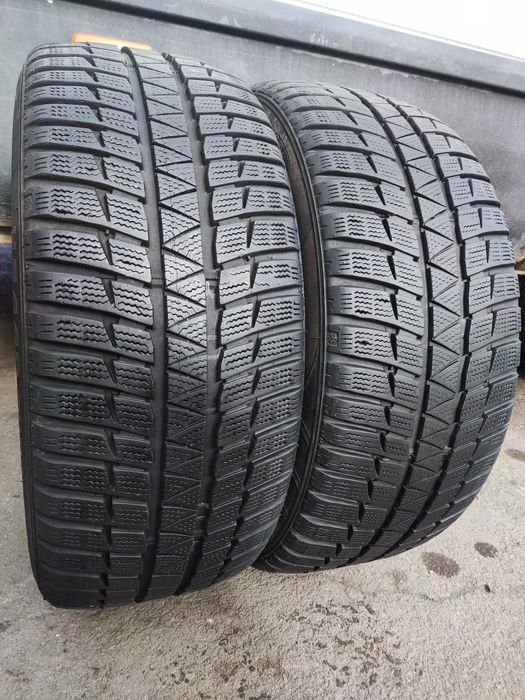 2бр. зимни гуми 215/45/16 Falken Euro Winter 
7mm
Много добро състояни