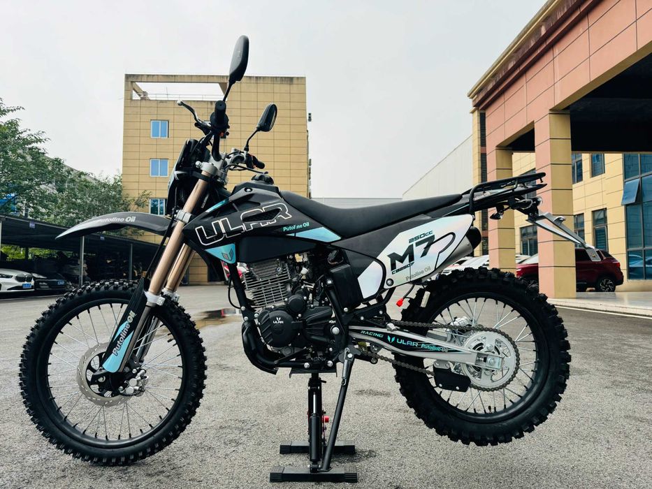 мотоцикл ULAR CB250F-M7