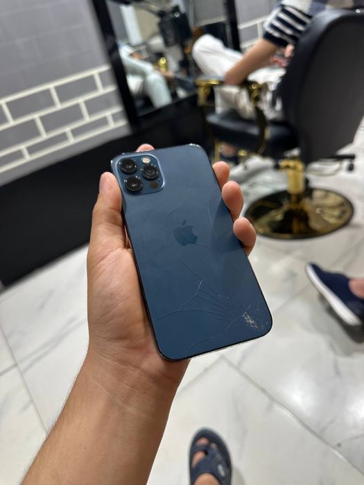 Iphone 12 pro с гарантией 10 ден