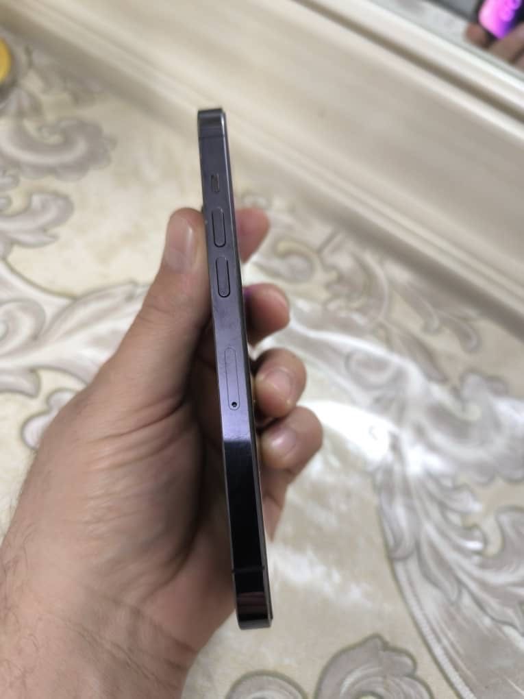 iPhone 14 Pro с Гарантии