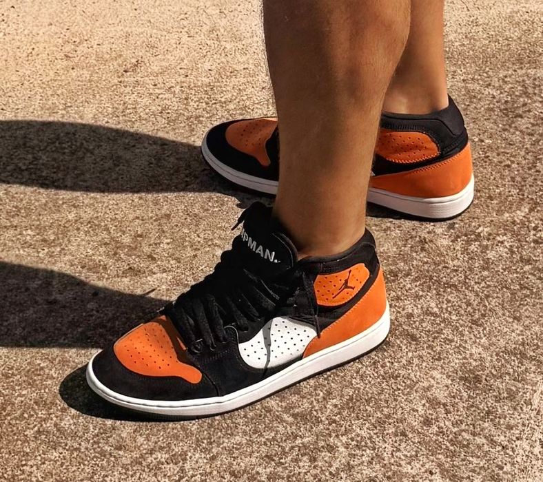 Sneakersi Jordan JumpMan Access 42