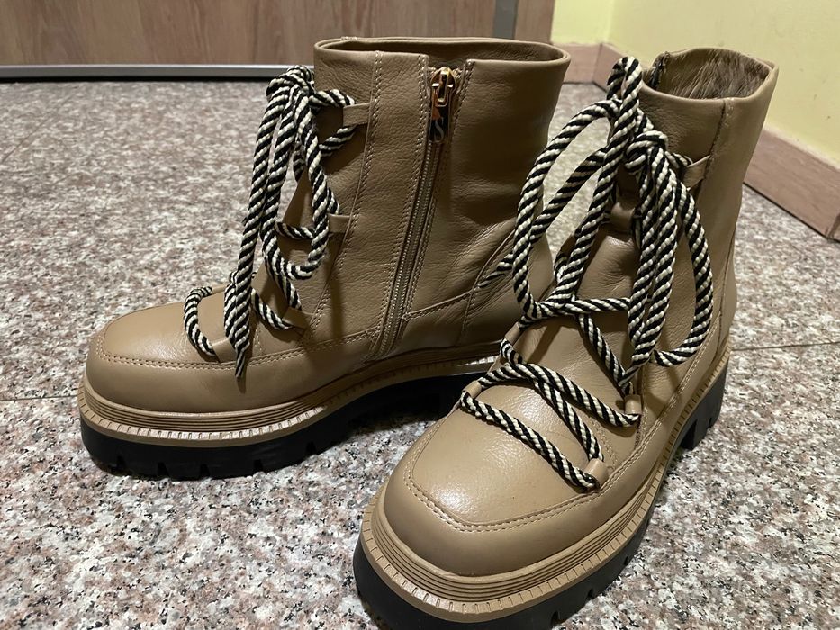 Боти от естествена кожа Simple 37 номер