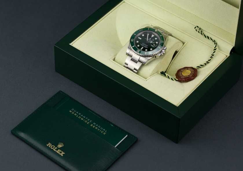 Rolex 60th Anniversary Submariner 116610LV “Hulk”