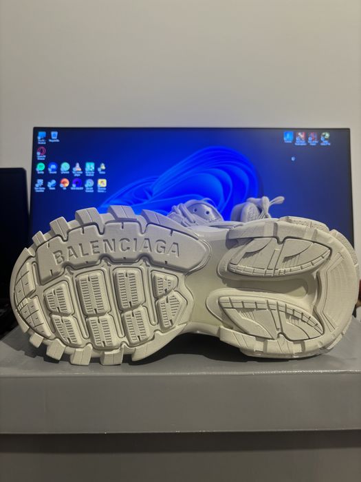 Balenciaga Track