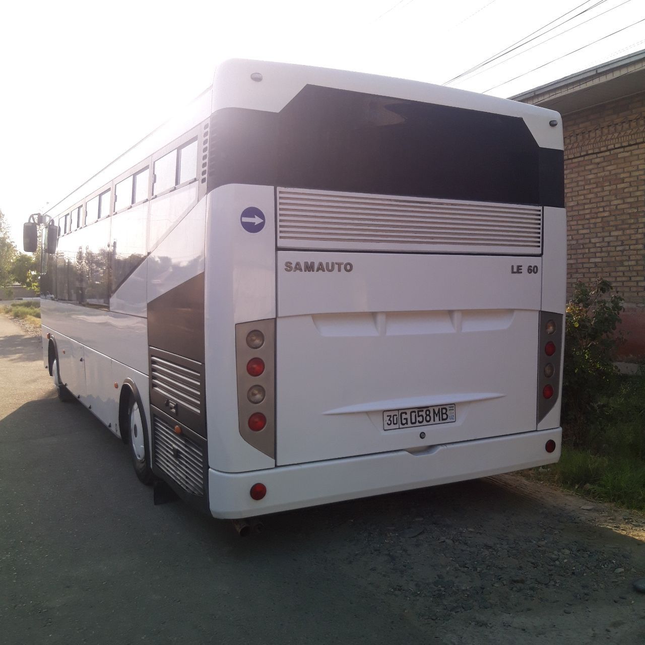 ISUZU LE 60 Авта