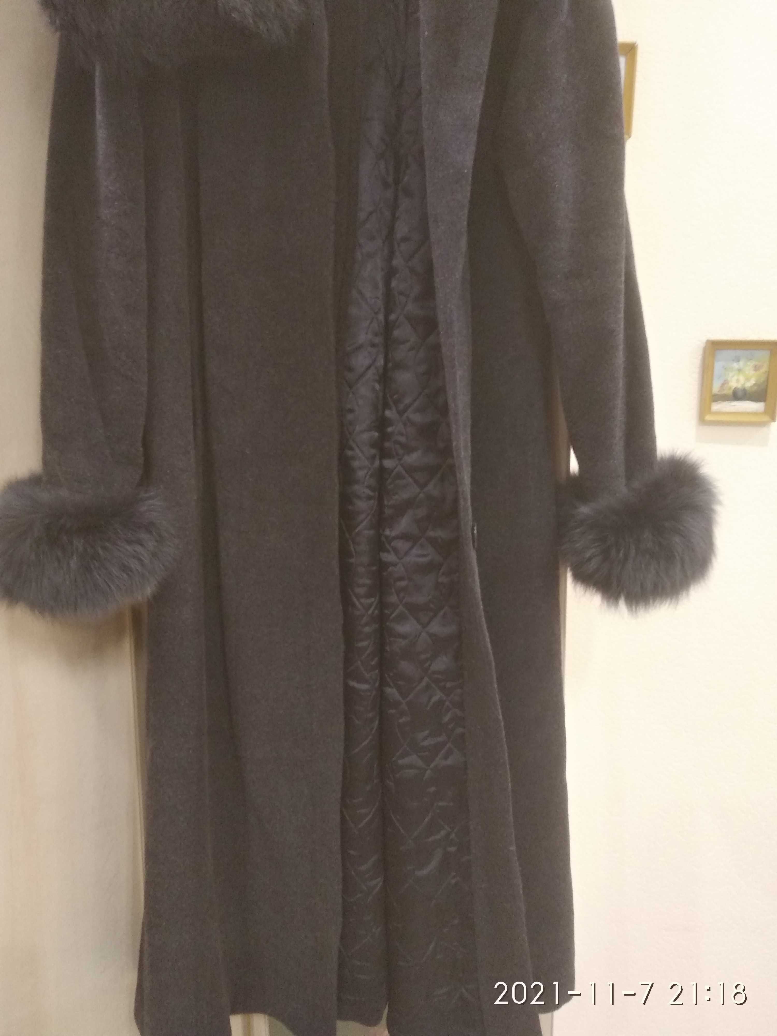 Пальто зимнее женское из ламы, р-р 50-52