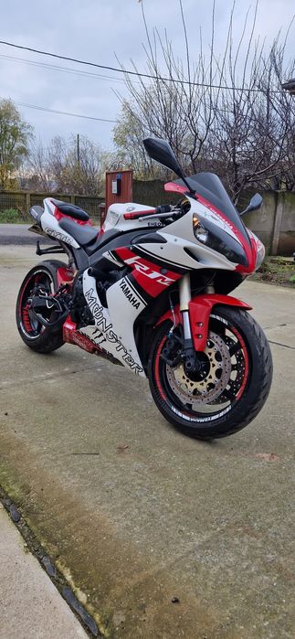 Vând / Schimb Yamaha  r1 2006