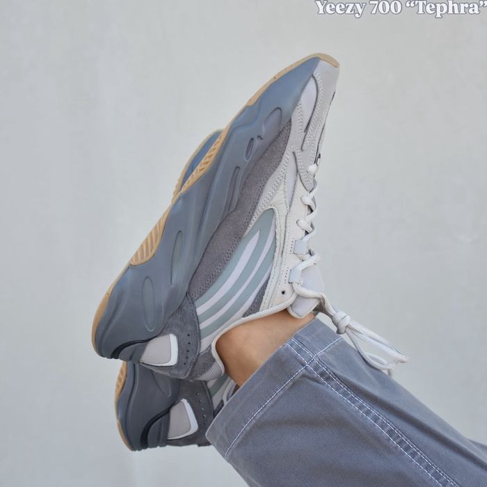 Pantofi Sport Adidas Yeezy 700 Tephra - 100% originali