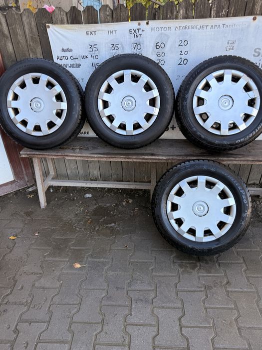 Anvelope iarna cu jante si capace originale skoda (toata gama vw )