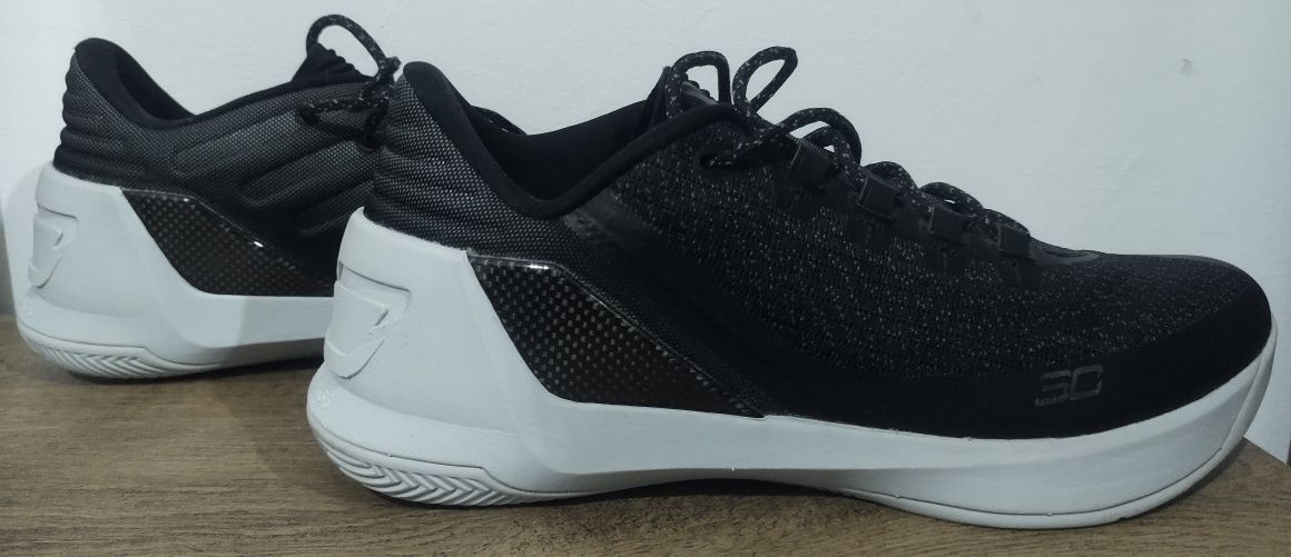 Under Armour Curry Low 3