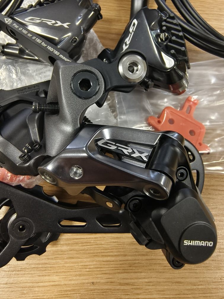 Shimano GRX Di2 1х11sp ST-RX815/810 RD-RX817