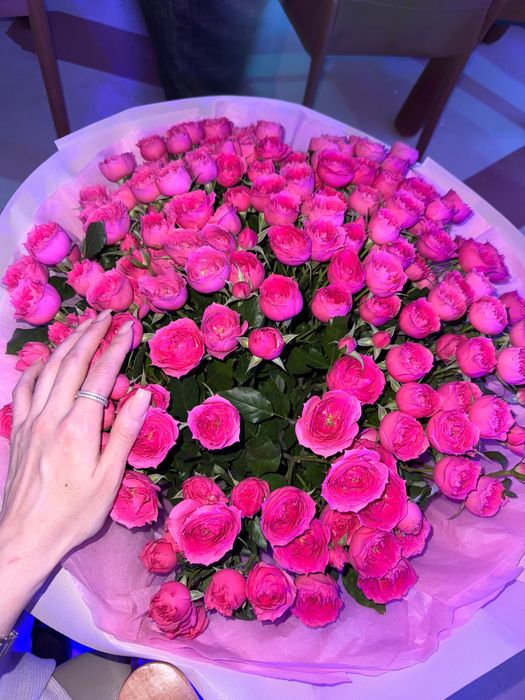 Продам букет из кустовых роз